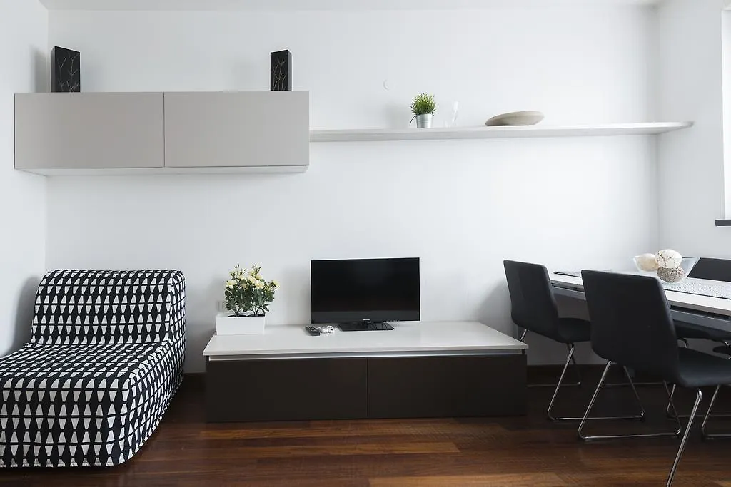 Mila Apartments Navigli Milano Italien
